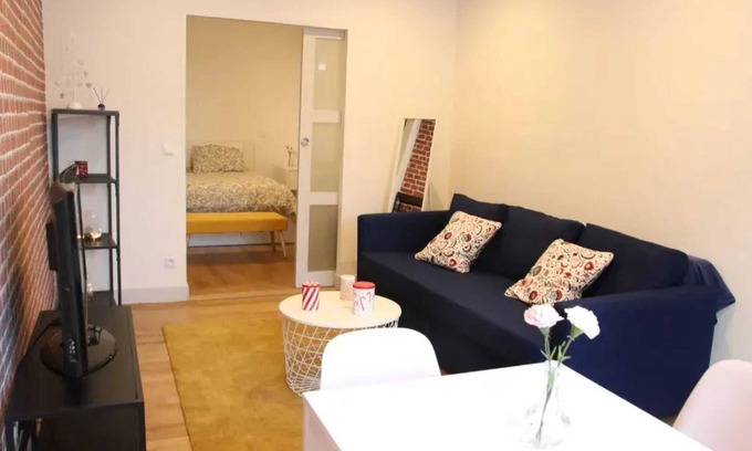 Alouettes Apartment | Homerez - Apt in Fontenay-sous-Bois
