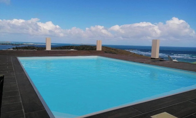 Oyster Pond Apartment | Homerez - Apt. Saint Martin, pool.