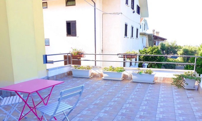 Canosa Sannita Apartment | Homerez - Beautiful apartment With sea view and garden