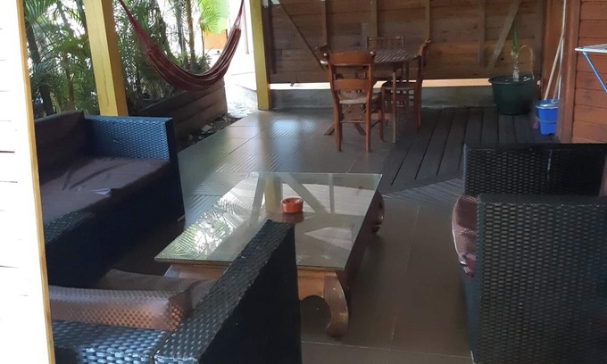 Le Gosier House | Homerez - Bungalow in Le Gosier
