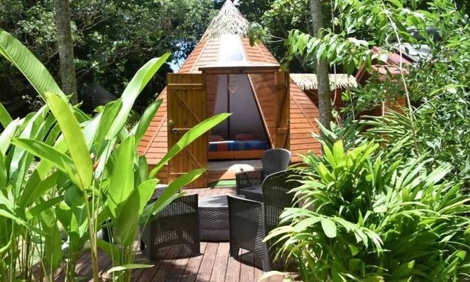 Pointe-Noire Ski Chalet | Homerez - Chalet in Pointe-Noire