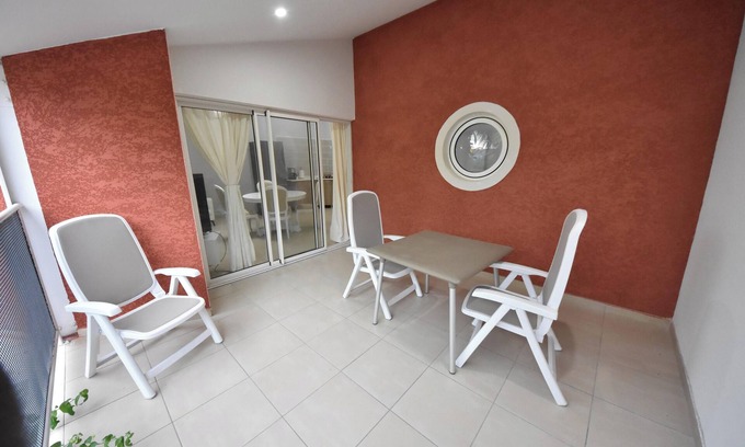 Sainte-Anne House | Homerez - Charming House in Sainte-Anne with Spa