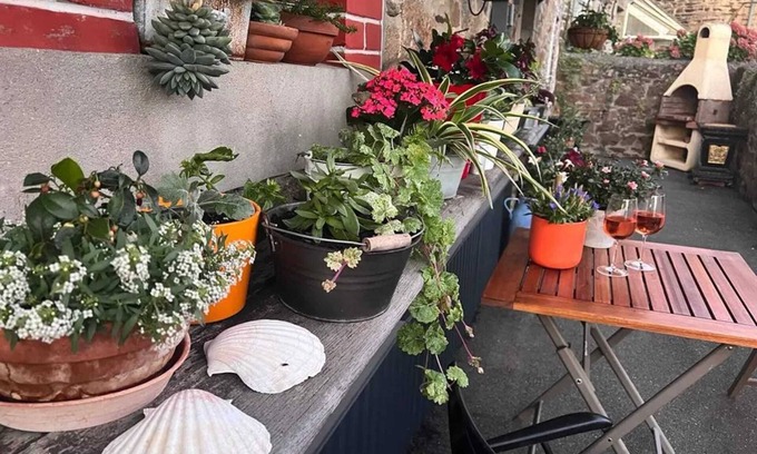 Sourdeval House | Homerez - Charming house in Sourdeval with fireplace and terrace