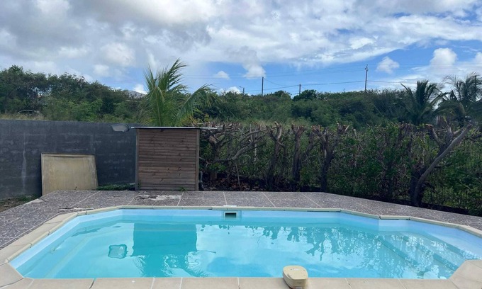 Le Moule Villa | Homerez - Comfortable villa in Le Moule with private pool