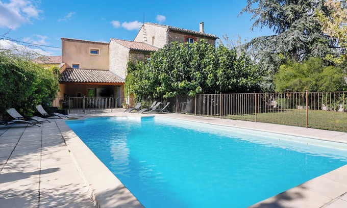 Caromb Villa | Homerez - Comfortable Villa in Caromb with Private Pool