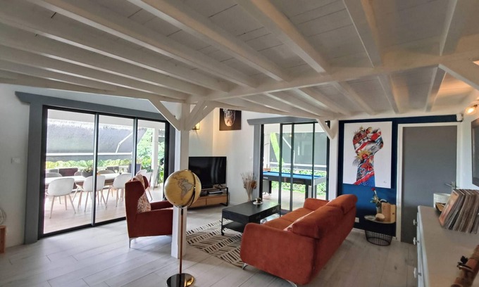 Jabrun Villa | Homerez - Elegant Villa in Morne-à-l'Eau + Private Pool