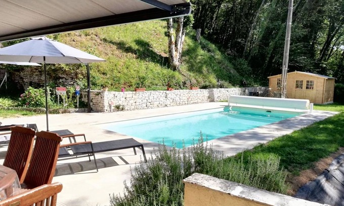 Carlux House | Homerez - House with Pool and Jacuzzi - Carlux