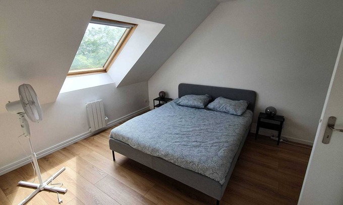 Magny-le-Hongre Apartment | Homerez - Nice apartement for 4 ppl. at Magny-le-Hongre