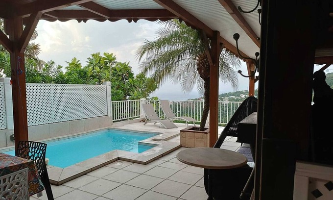 Marigot Villa | Homerez - Nice villa 2 km away from the beach for 4 ppl. with swimming-pool