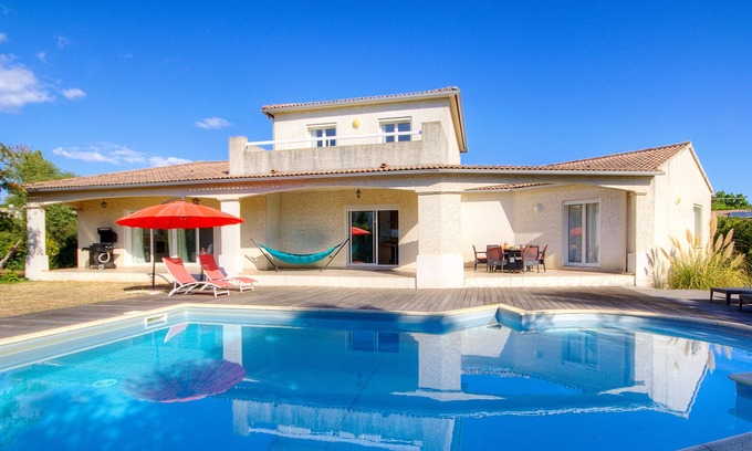 Borgo Villa | Homerez - Villa 15 km away from the beach for 8 ppl. with swimming-pool at Borgo