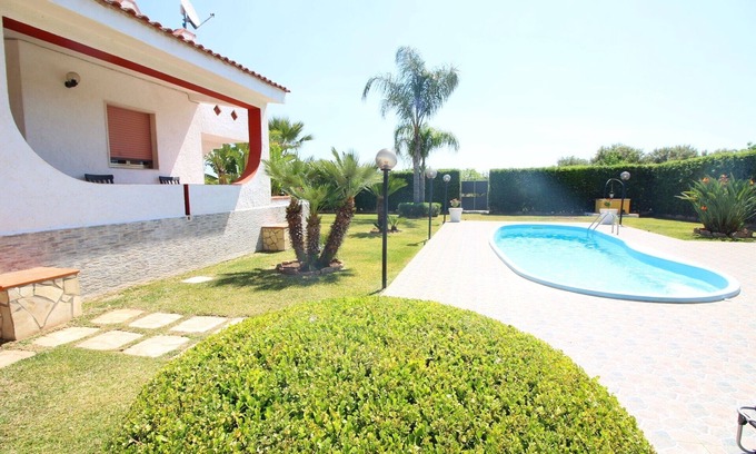 Syracuse Villa | HOMESICILY - Holiday House with private pool for a total relaxing.