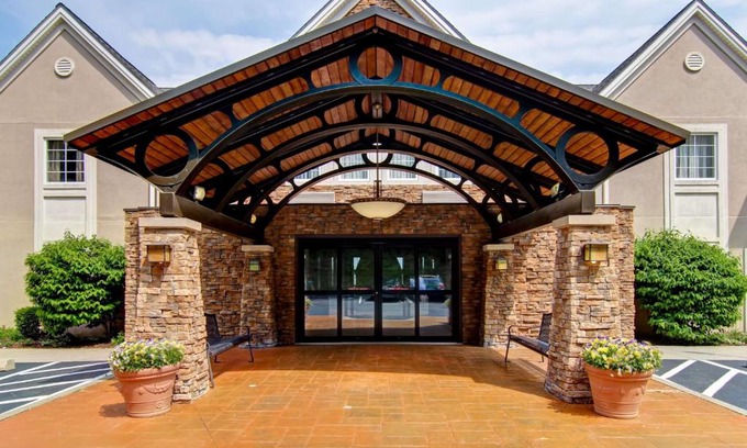 Stratford Hotel | Homewood Suites by Hilton Stratford