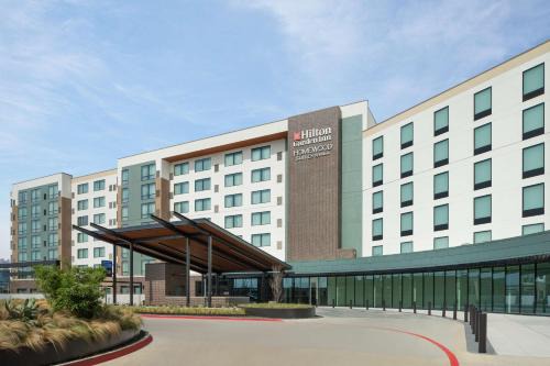 South Arlington Hotel | Homewood Suites By Hilton Grand Prairie At EpicCentral