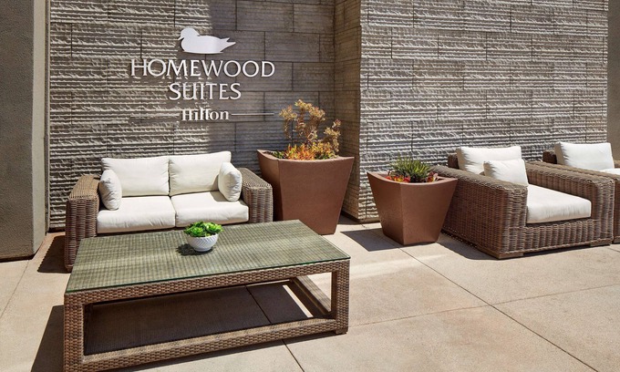 North Redondo Hotel | Homewood Suites by Hilton Los Angeles Redondo Beach