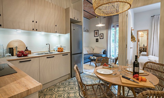La Sagrada Familia Apartment | Homey two-bedroom apartment near Sagrada Familia