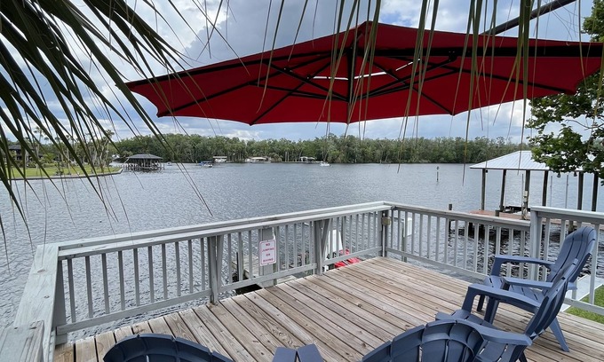 Homosassa House | Homosassa River home, Springs & Gulf Access. Dec-Feb monthly & weekly rates