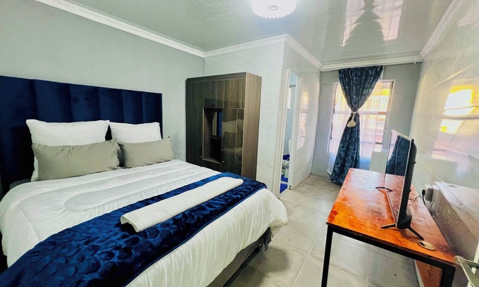 Greater Johannesburg Metropolitan Area Apartment | Honeyhills Excellence Resort I