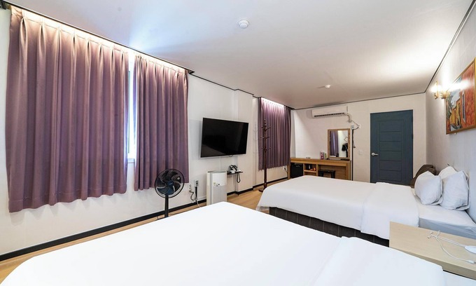 Hongseong Hotel | Hongsung H