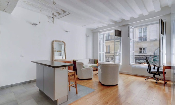 Les Halles Apartment | Honore Nest - Elegant 1BR unit in Saint-Honore district