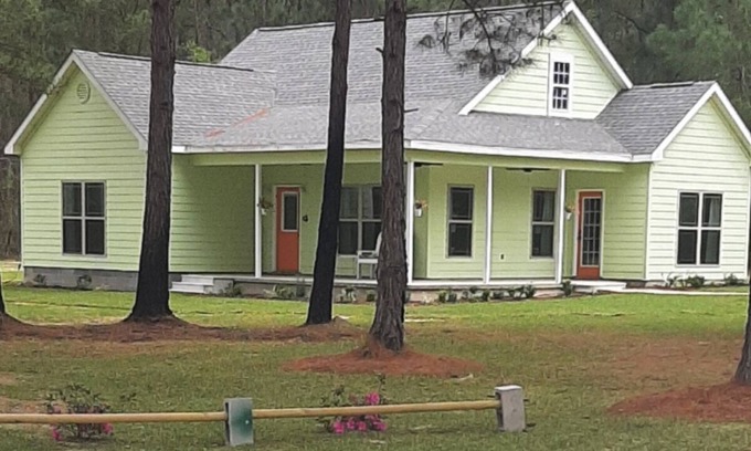 Eastman House | Hope House - Christian Retreat