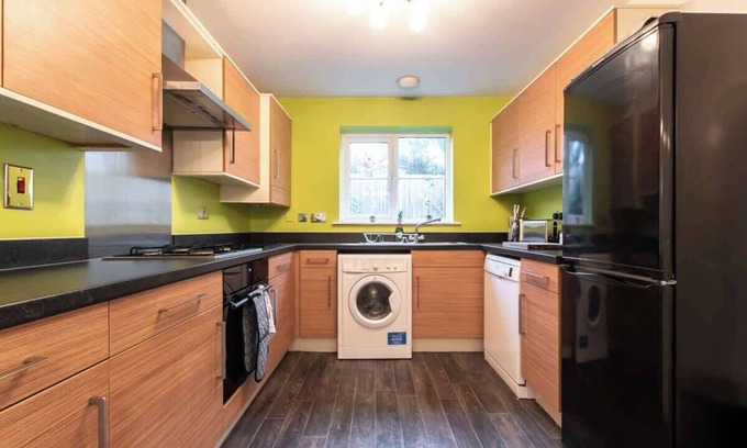 Peterborough House | Host & Stay | Moresby Way