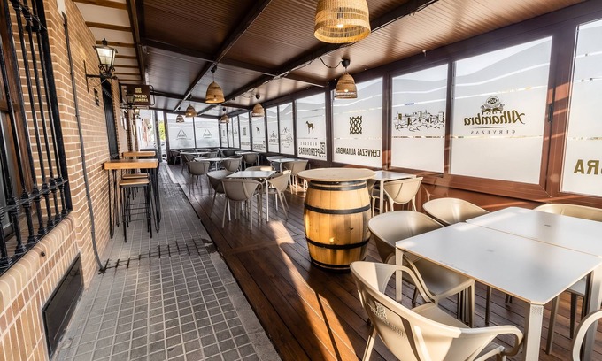 Las Pedroneras Hotel | Hostal el Bomba