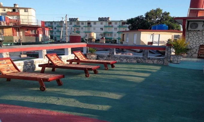 Municipality of Cienaga de Zapata House | Hostal Franco PLAYA GIRON