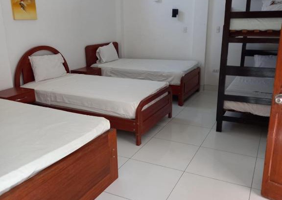 Pimentel Hotel | Hostal Garuda