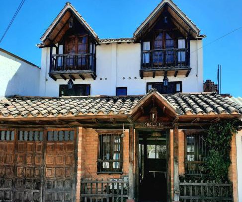 Oicata House | Hostal Oycate