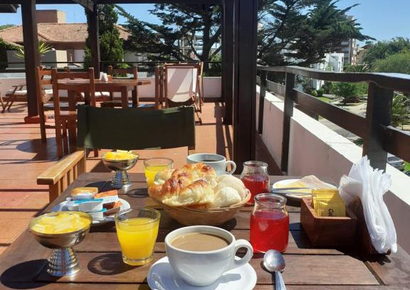 Villa Gesell Hotel | Hostería Santa Bárbara