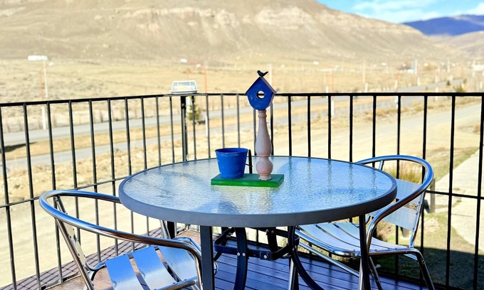 Macrozona Meseta Cerro Calafate Hotel | HOSTERIA CASA KUYEN