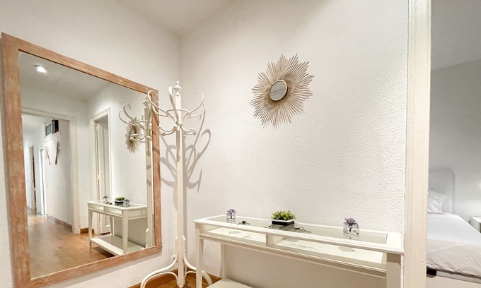 La Sagrada Familia Apartment | @Hostourist Bcn Sagrada Familia Castillejos