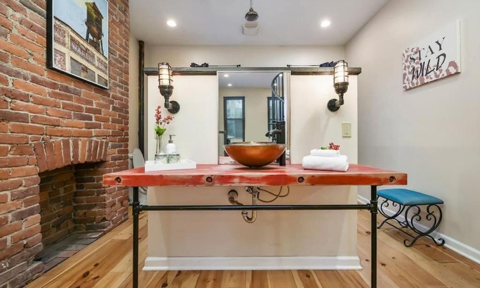 East Allegheny House | HostWise Stays - The Ocala - Free Parking, Cool Space, Spiral Stairs