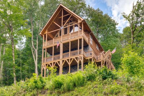 Wolf Laurel House | Hot Tub, Game Room and Views Mars Hill Mtn Retreat!