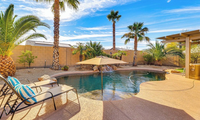Estrella Mountain Ranch House | Hot Tub & Heated Pool: Home in Estrella Mtn Ranch