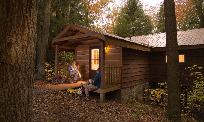 Victor Cabin | Hot Tub in the treetops with Timber Framed 2 bedroom cabin hidding in the woods
