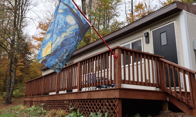 Coudersport Cabin | Hot Tub! Secluded Stargazing Hideaway