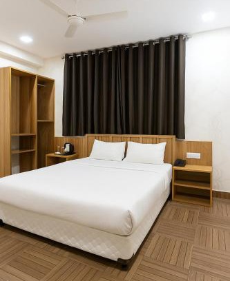 Kalyani Nagar House | Hotel Akharot Inn