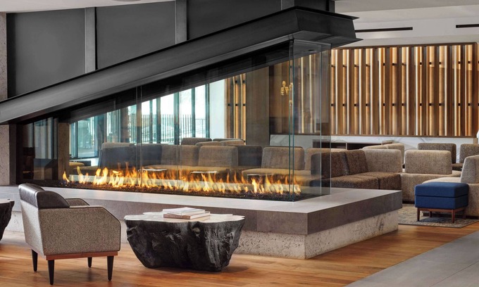 Peak 9 Resort | Hotel Alpenrock Breckenridge, Curio Collection by Hilton