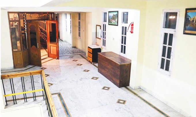 Dalhousie Hotel | Hotel Amar Mountain View Dalhousie