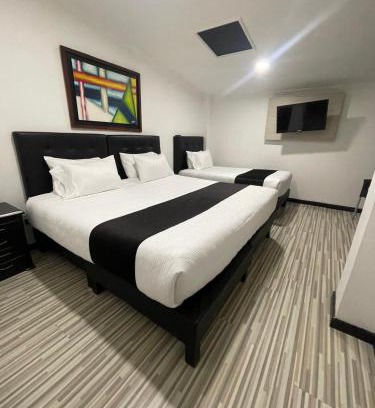 Quinta Paredes Hotel | Hotel AMBAR KING