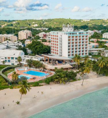 Pointe de la verdure Hotel | Hotel Arawak Beach Resort