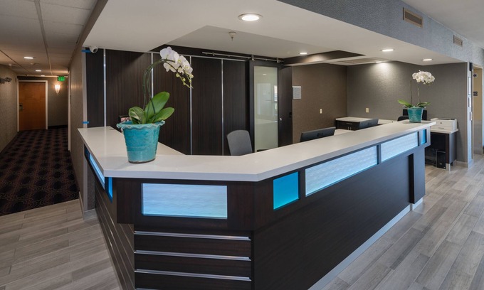 San Bruno Hotel | Hotel Aura SFO