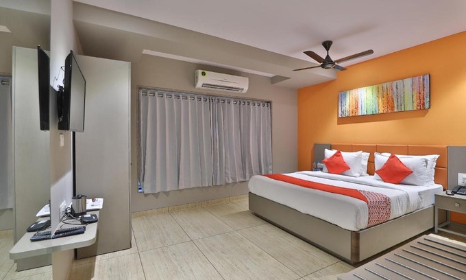 Surat Hotel | Hotel Avalon