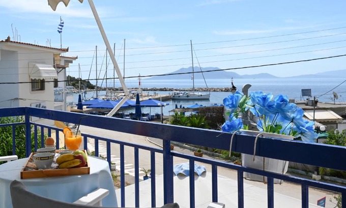 Melissopetra Hotel | Hotel Avra