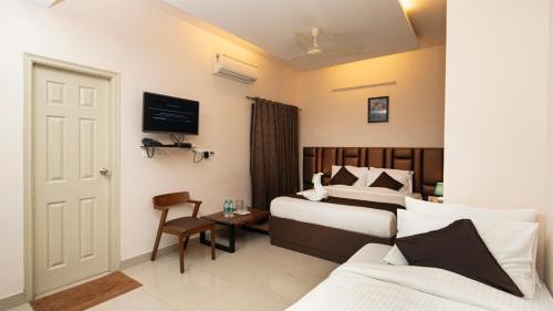 Whitefield Hotel | HOTEL BALINOVA