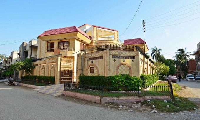 Karachi House | Hotel Blue Sky Executive