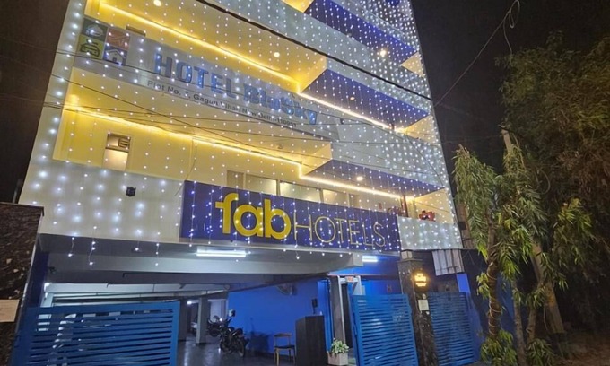 Delhi Hotel | Hotel BluSky
