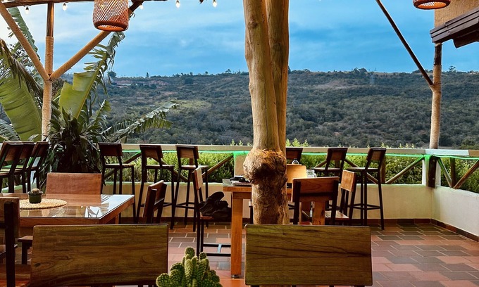 Curiti Hotel | Hotel campestre palmas del zamorano