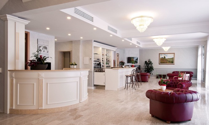 Pesaro Hotel | Hotel Des Bains